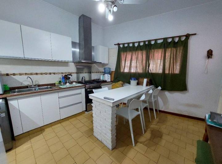 Casa · 135m² · 4 Ambientes · 1 Cochera