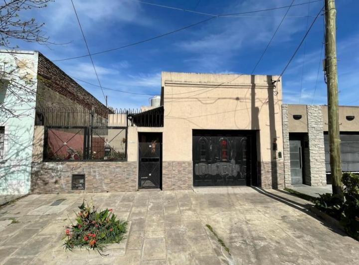 Casa · 124m² · 3 Ambientes · 1 Cochera