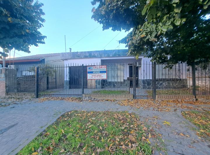 Casa · 120m² · 4 Ambientes · 1 Cochera