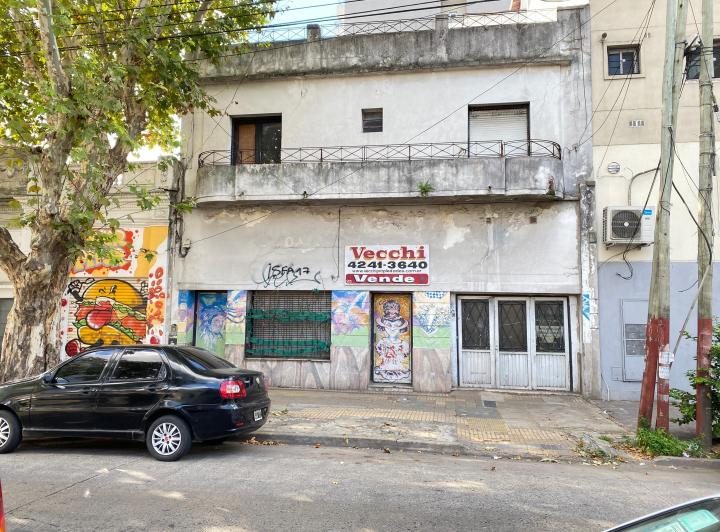 Casa · 200m² · 4 Ambientes · 1 Cochera
