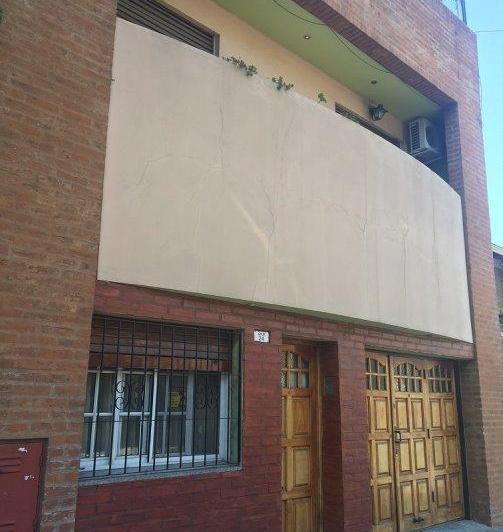 Casa · 300m² · 4 Ambientes · 1 Cochera