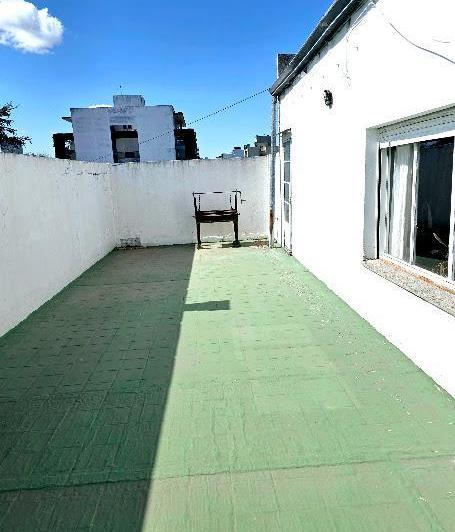 Casa · 205m² · 5 Ambientes · 3 Cocheras