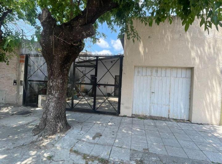 Casa · 120m² · 4 Ambientes · 1 Cochera