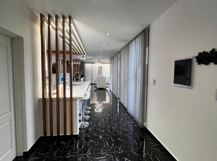 Casa · 100m² · 4 Ambientes · 1 Cochera