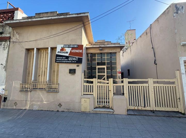 Casa · 115m² · 3 Ambientes · 2 Cocheras