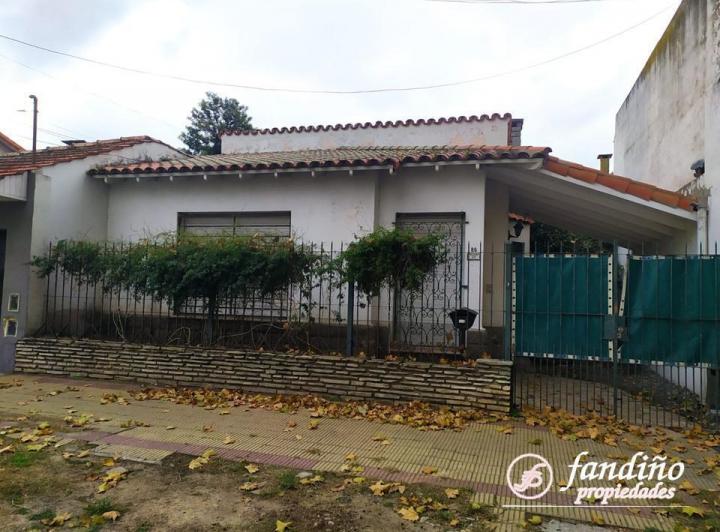 Casa · 120m² · 4 Ambientes · 1 Cochera