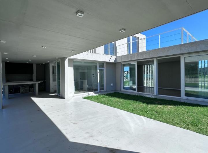 Casa · 150m² · 4 Ambientes