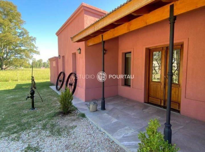 Casa · 180m² · 5 Ambientes