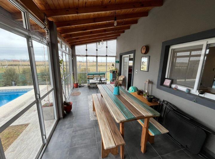 Casa · 102m² · 3 Ambientes · 1 Cochera