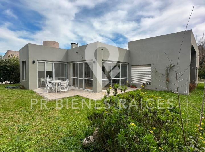 Casa · 150m² · 4 Ambientes