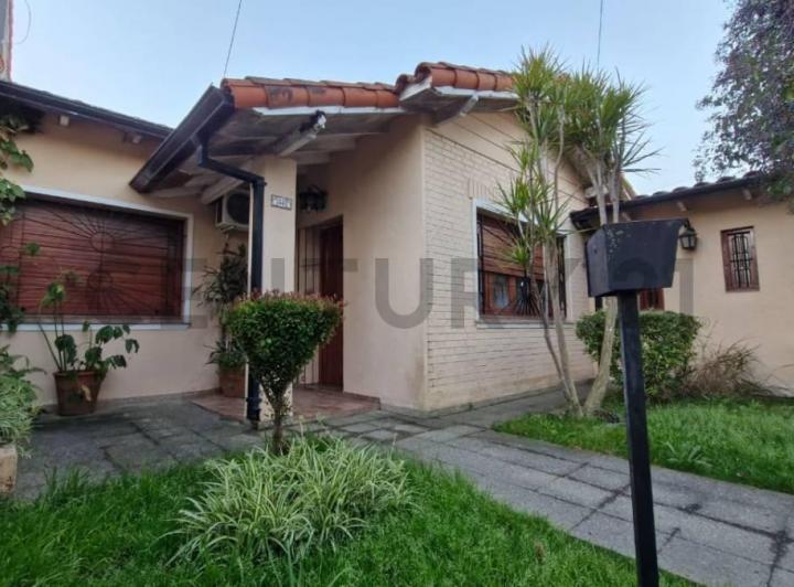 Casa · 132m² · 3 Ambientes · 1 Cochera