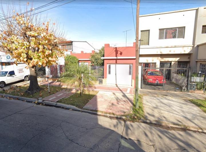 Casa · 112m² · 4 Ambientes · 1 Cochera