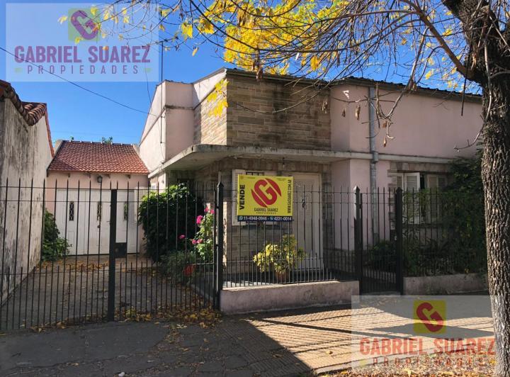 Casa · 120m² · 5 Ambientes · 3 Cocheras