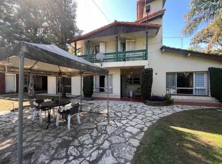 Casa · 160m² · 4 Ambientes