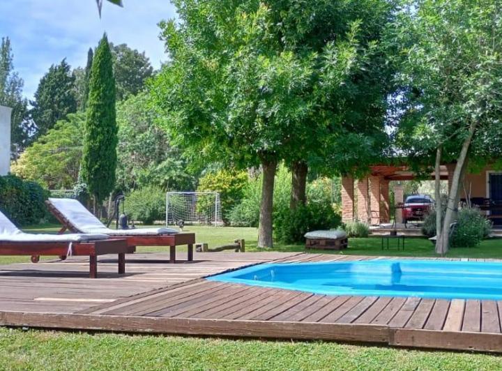 Casa · 140m² · 3 Ambientes · 3 Cocheras