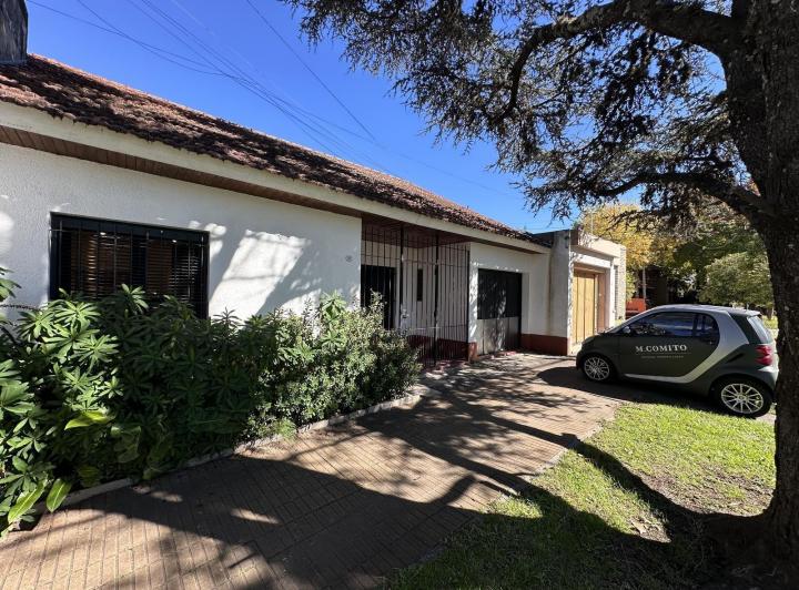 Casa · 95m² · 2 Ambientes · 1 Cochera