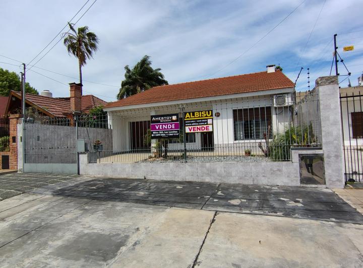 Casa · 161m² · 3 Ambientes · 3 Cocheras
