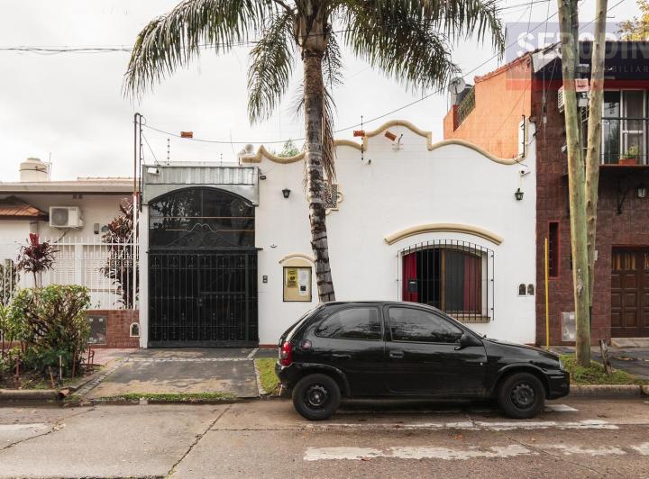 Casa · 140m² · 3 Ambientes · 2 Cocheras