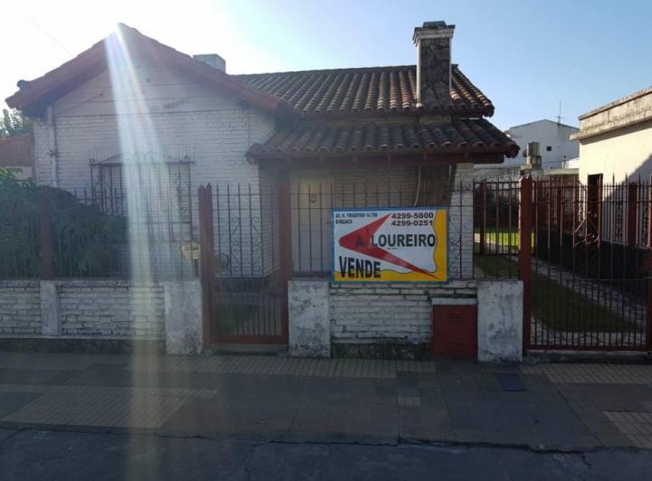 Casa · 1m² · 4 Ambientes