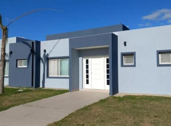 Casa · 147m² · 4 Ambientes · 1 Cochera
