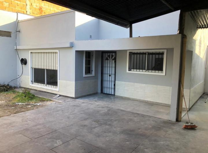 Casa · 100m² · 3 Ambientes · 1 Cochera