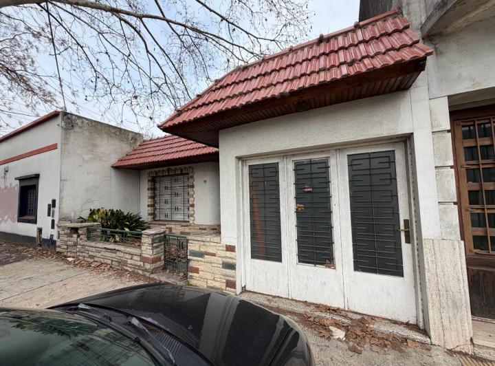 Casa · 140m² · 3 Ambientes · 1 Cochera