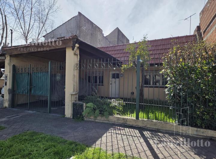 Casa · 70m² · 3 Ambientes · 1 Cochera