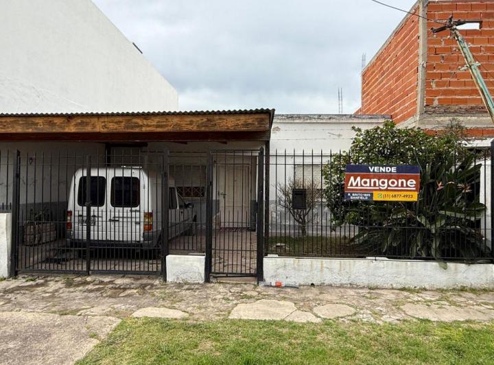 Casa · 114m² · 4 Ambientes · 1 Cochera