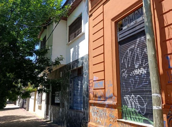 Casa · 203m² · 5 Ambientes · 1 Cochera