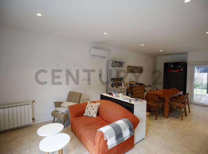 Casa · 115m² · 3 Ambientes · 1 Cochera