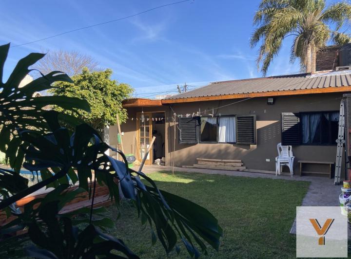 Casa · 114m² · 3 Ambientes · 3 Cocheras