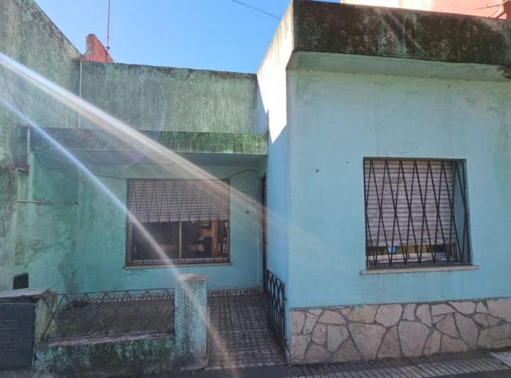 Casa · 1m² · 3 Ambientes