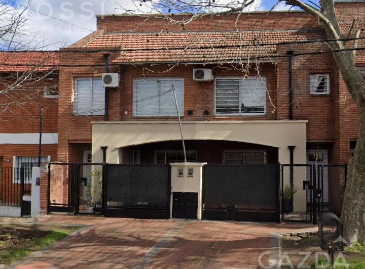 Casa · 128m² · 4 Ambientes · 1 Cochera