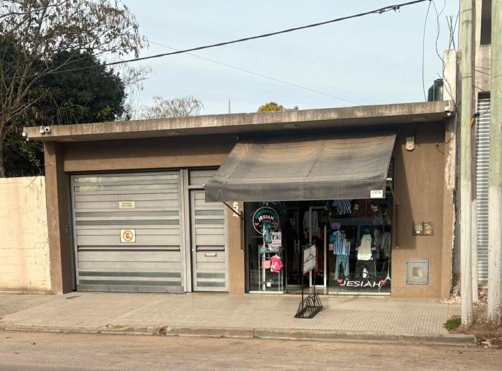 Casa · 313m² · 5 Ambientes · 5 Cocheras
