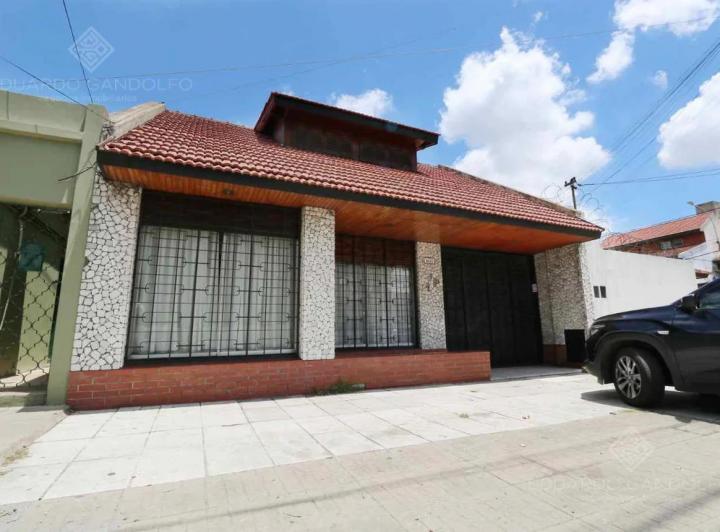 Casa · 152m² · 3 Ambientes · 2 Cocheras