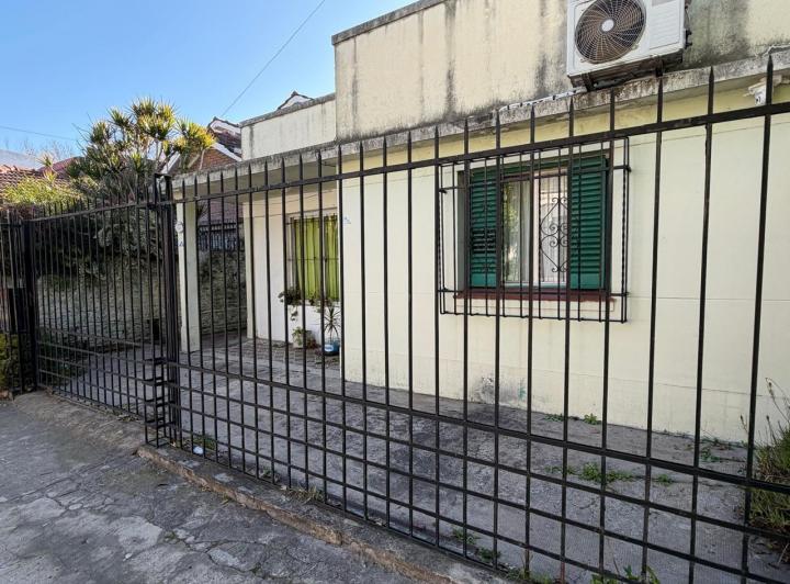 Casa · 124m² · 4 Ambientes · 1 Cochera