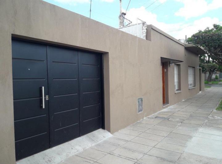 Casa · 160m² · 3 Ambientes · 1 Cochera