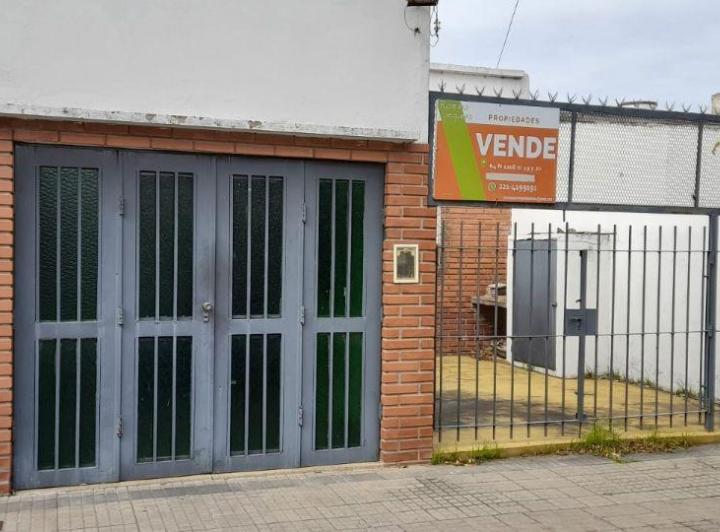 Casa · 120m² · 1 Ambiente · 1 Cochera