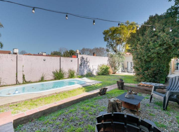 Casa · 178m² · 4 Ambientes · 1 Cochera