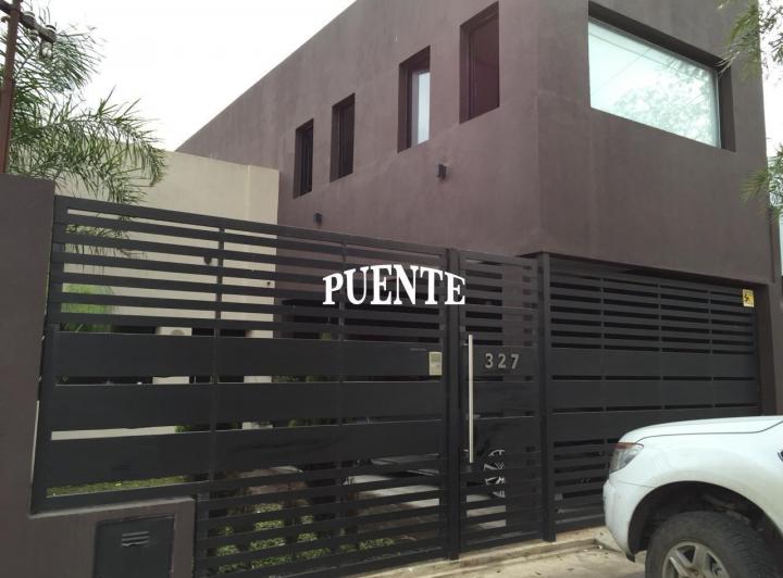 Casa · 120m² · 4 Ambientes · 2 Cocheras