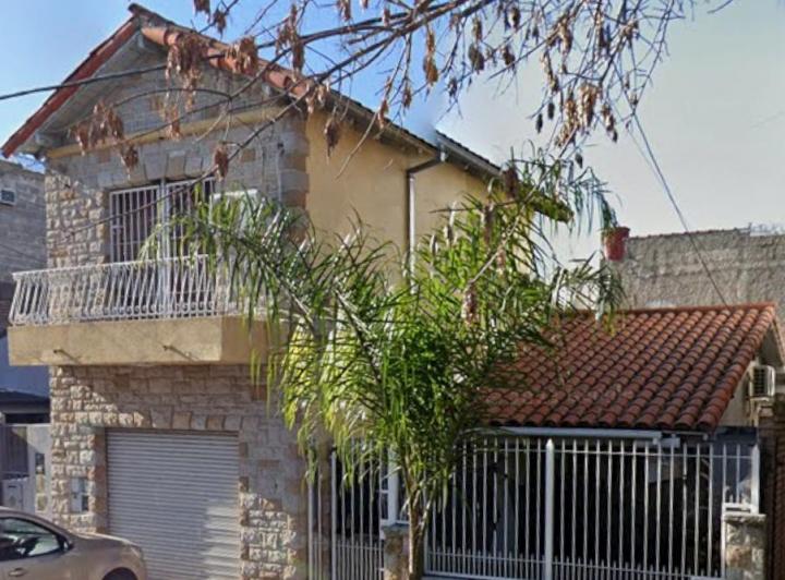 Casa · 135m² · 4 Ambientes · 1 Cochera