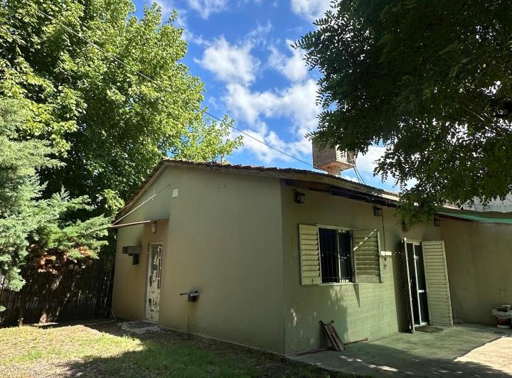 Casa · 50m² · 2 Ambientes · 1 Cochera