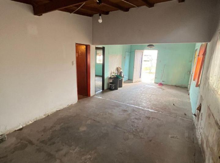 Casa · 95m² · 4 Ambientes · 1 Cochera