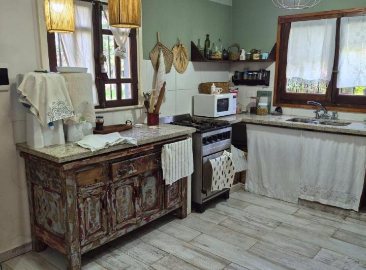 Casa · 100m² · 4 Ambientes · 1 Cochera