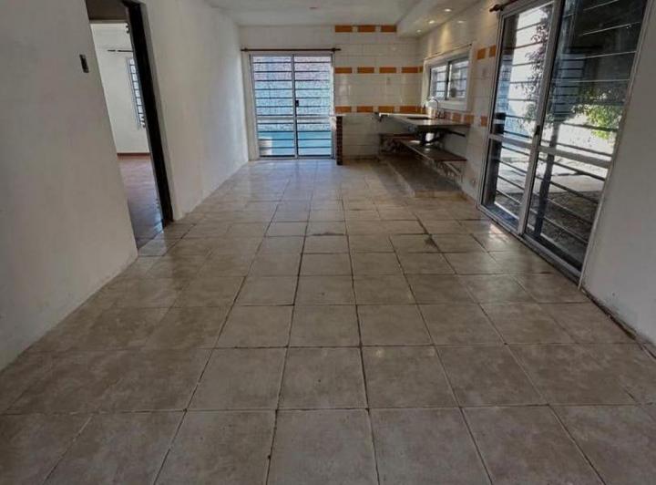 Casa · 80m² · 3 Ambientes · 1 Cochera