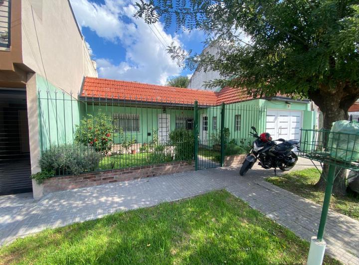 Casa · 65m² · 2 Dormitorios · 1 Cochera
