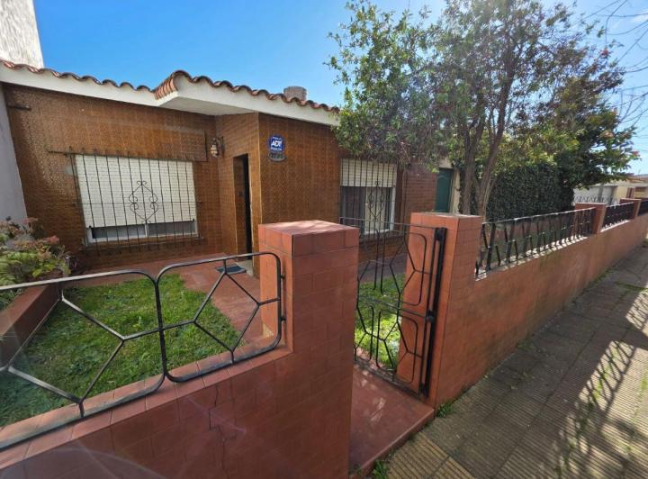 Casa · 300m² · 1 Ambiente
