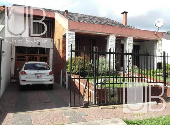 Casa · 178m² · 4 Ambientes · 4 Cocheras