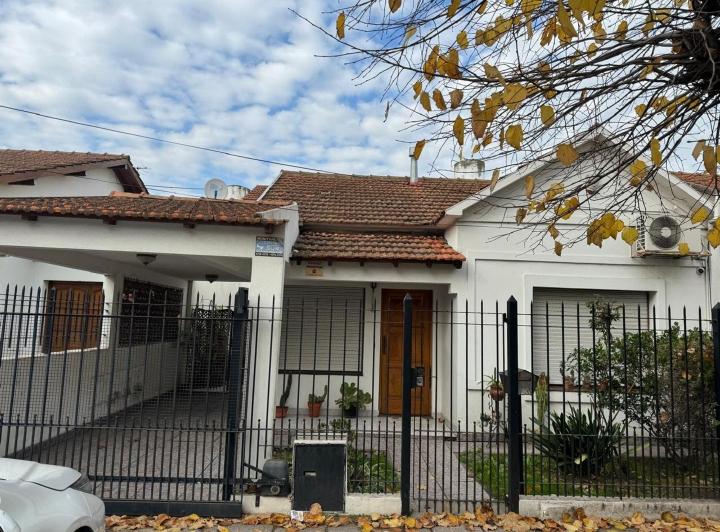 Casa · 400m² · 4 Ambientes