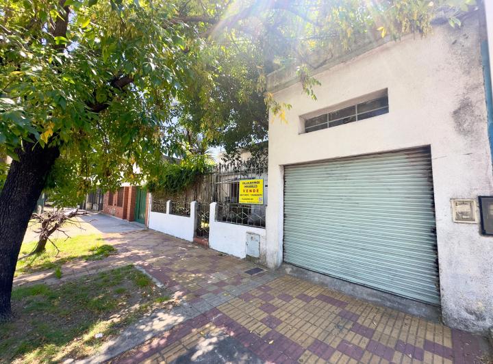 Casa · 95m² · 4 Ambientes · 1 Cochera